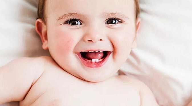 Bayi Demam Karena Akan Tumbuh Gigi Benarkah
