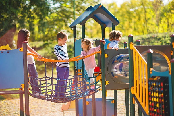 Usia Berapa Anak Boleh Di Ajak Ke Playground?